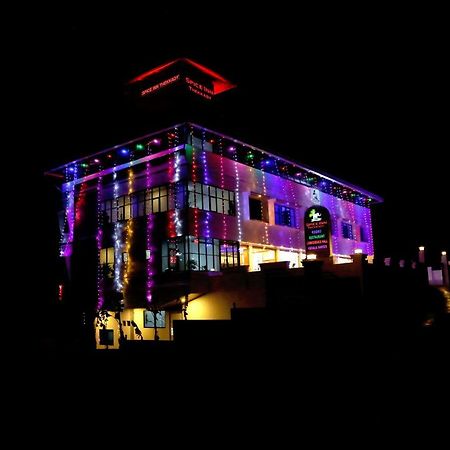 Spice Inn Kumily Ngoại thất bức ảnh