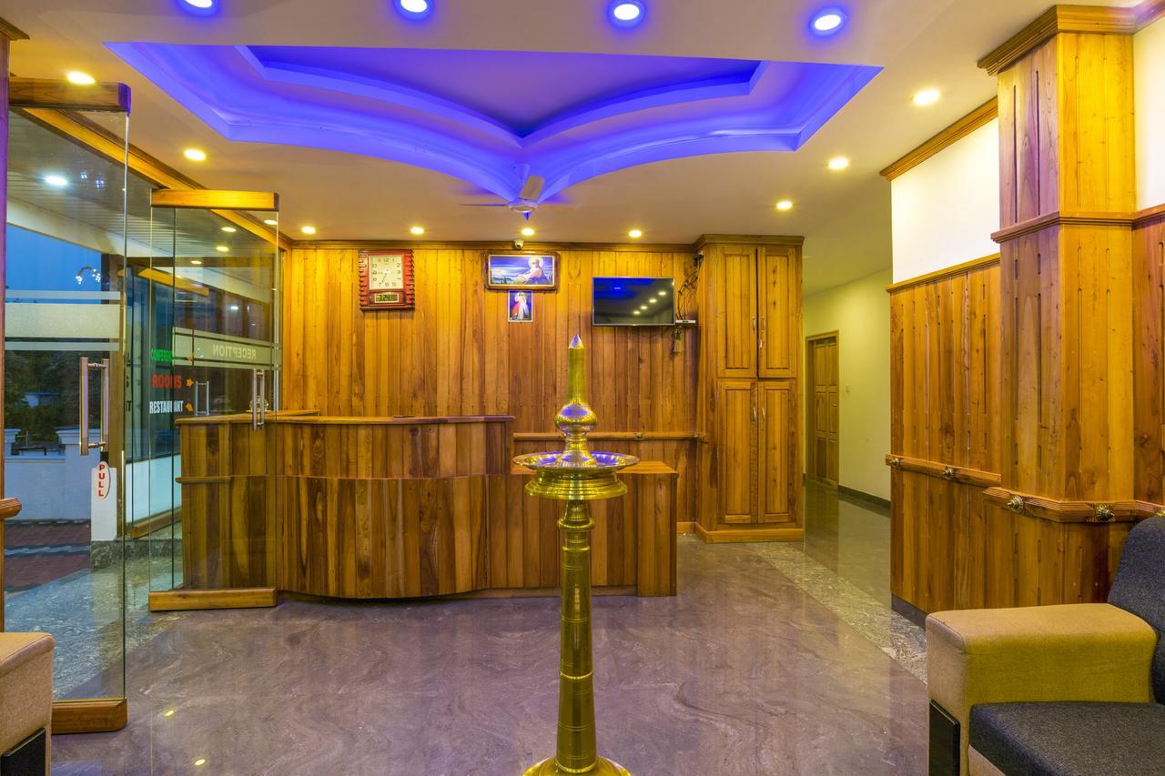 Spice Inn Kumily Ngoại thất bức ảnh