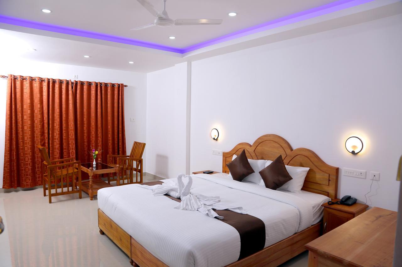 Spice Inn Kumily Ngoại thất bức ảnh